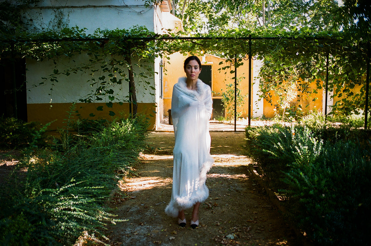 Milagrosa silk cape